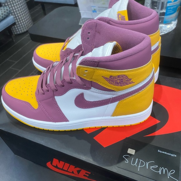 DS Jordan Retro 1s Purple and Yellow Size 10 - Picture 1 of 1
